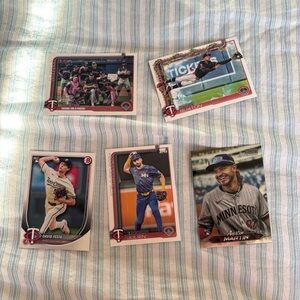 Minnesota twins topps baseball cards